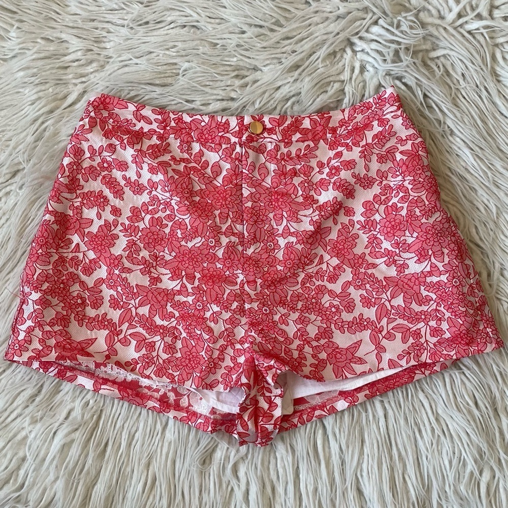 Reformation Floral Lace Jacquard Red White High Waisted Shorts EUC Size 4